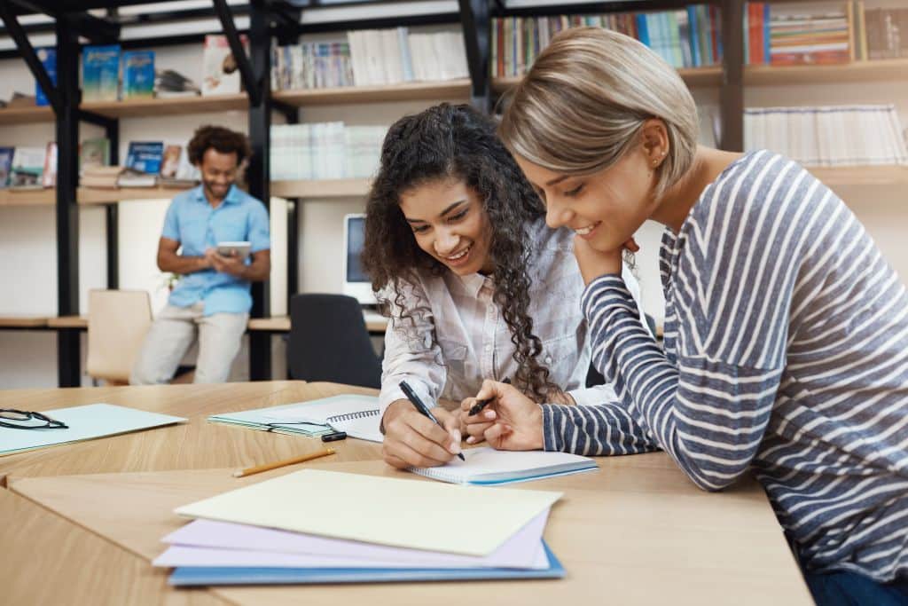 Student and Educator Discounts: Verified Programs Offering 10-20% Off at Top Retailers
